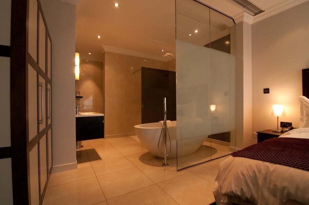 L'Eola Suites Абуджа Екстер'єр фото